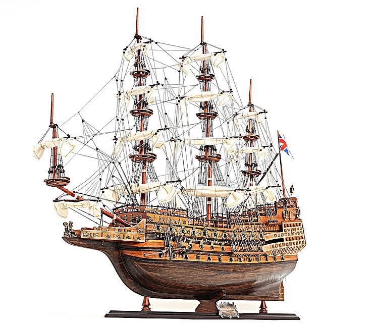 1:8 Scale Ship Model L1169