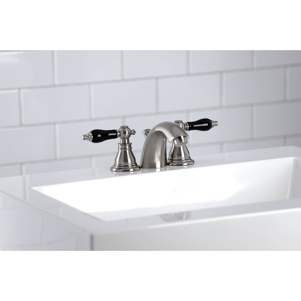 Polished Brass Widespread Bathroom Faucet M3115