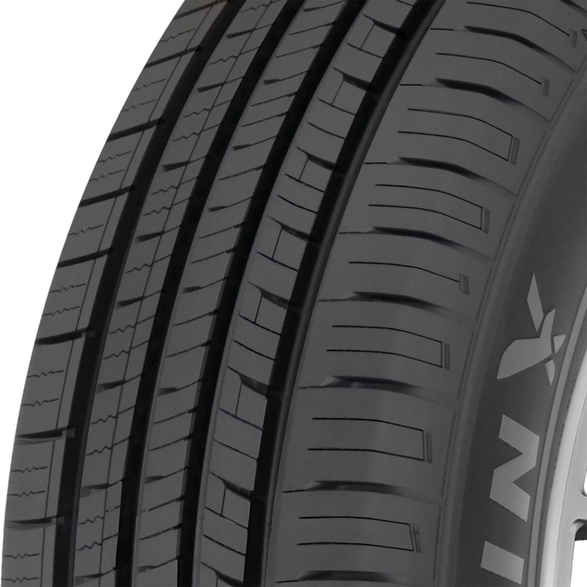 P235/65R18 106H All Season Passenger Tire B8716