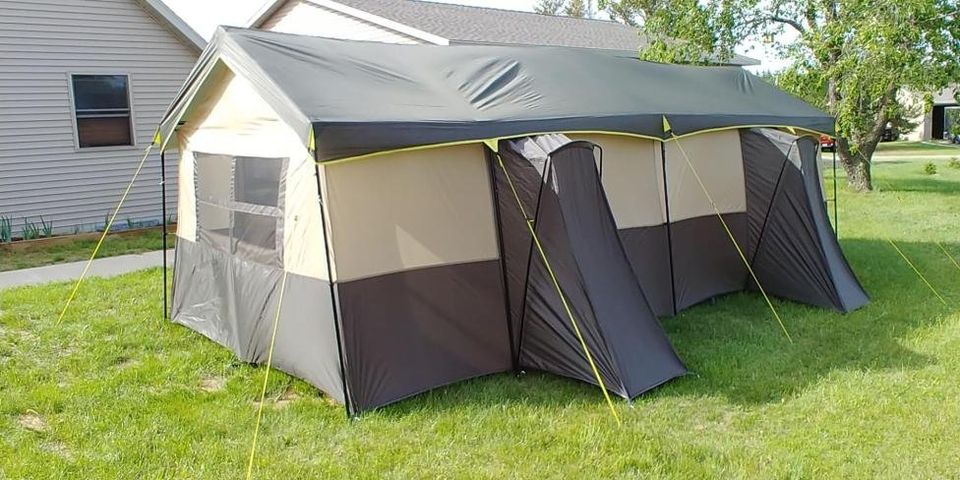 12 Person Cabin Tent H3374
