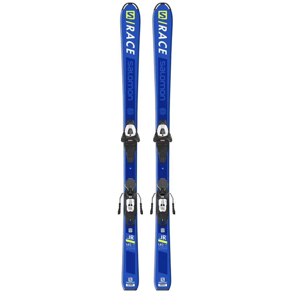 Medium Skis with Bindings E812