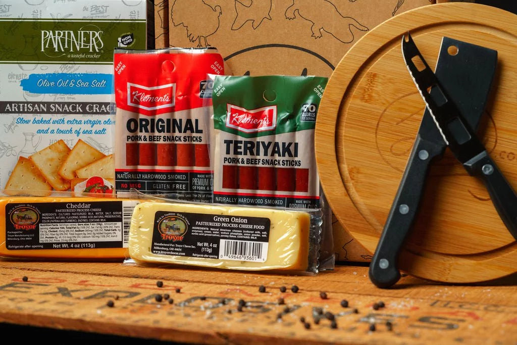 Meat and Cheese Charcuterie Gift Set M693