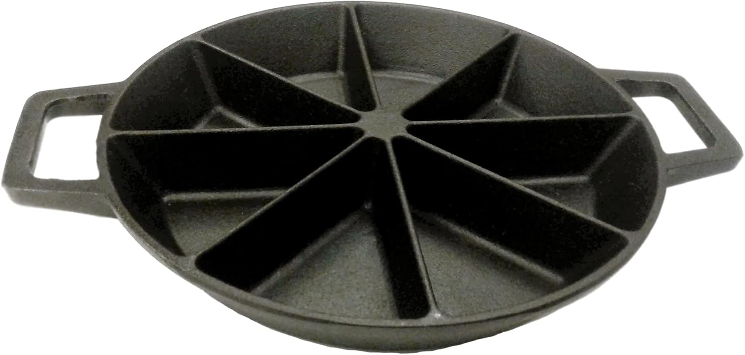 10-in Cast Iron Wedge Cornbread Skillet Q197