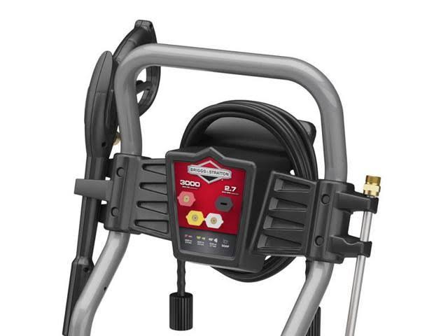 2.7 GPM 3000 PSI Gas Pressure Washer Y741