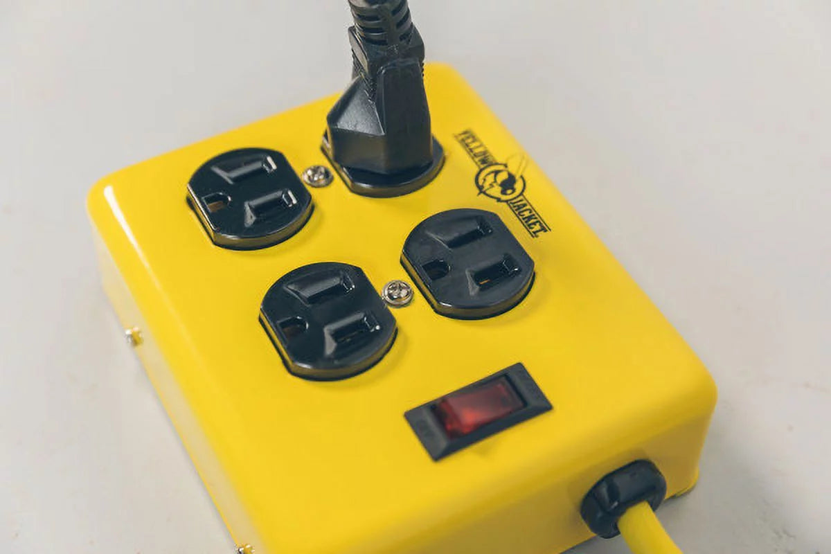 Metal Power Supply Adapter Block with 4 Outlets And Lighted Switch, 4-foot Cord Q377