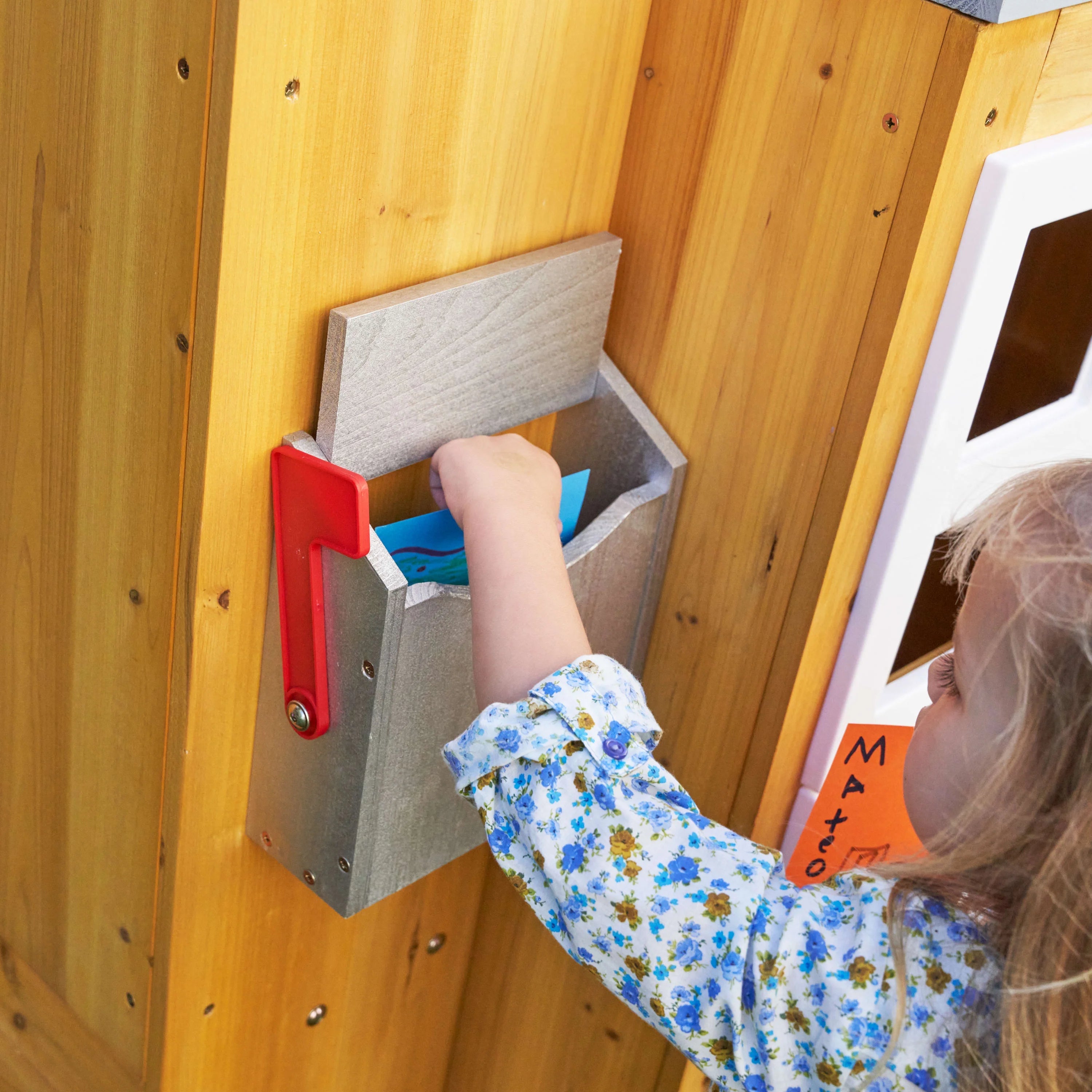 Modern Outdoor Wooden Playhouse with Picnic Table S267323