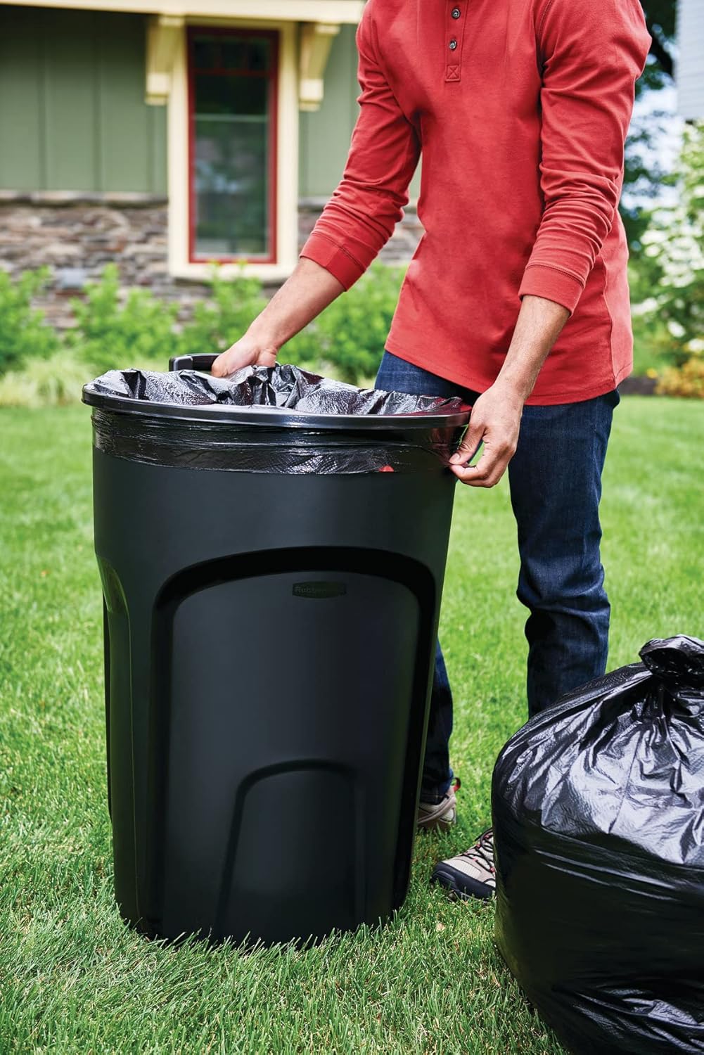32 Gallon Black Rollout Trash Can R75100