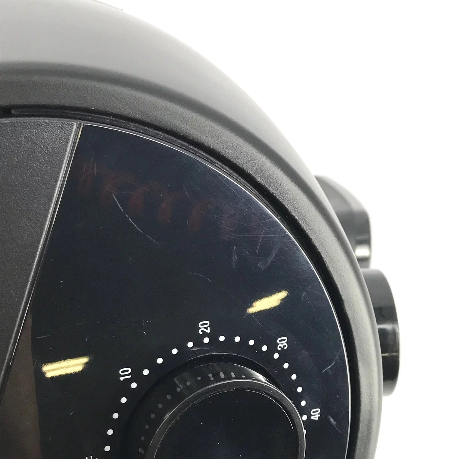 2qt Analog Air Fryer Matte Black R3765