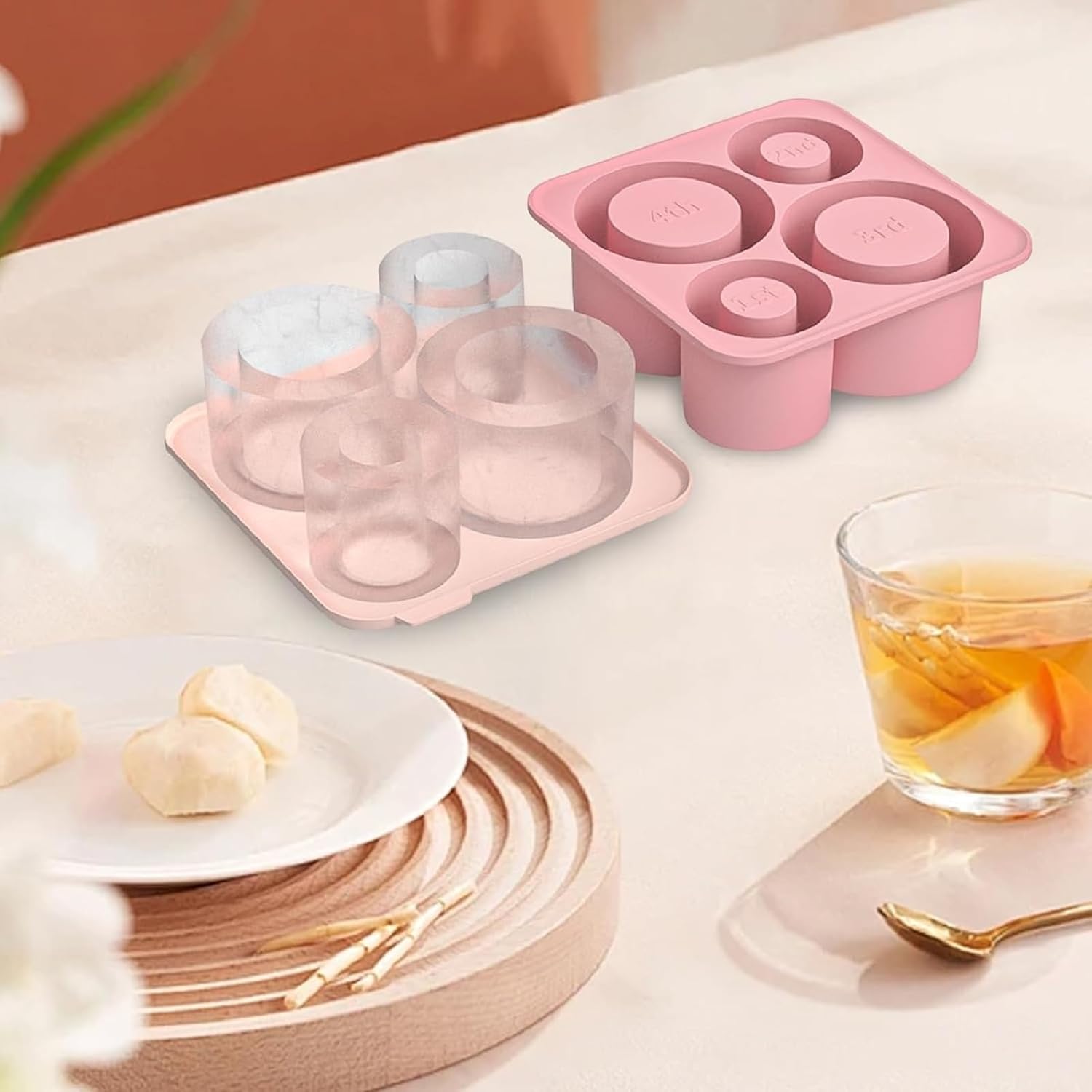 4 Pcs Silicone Ice Cube Tray with Lid M825046