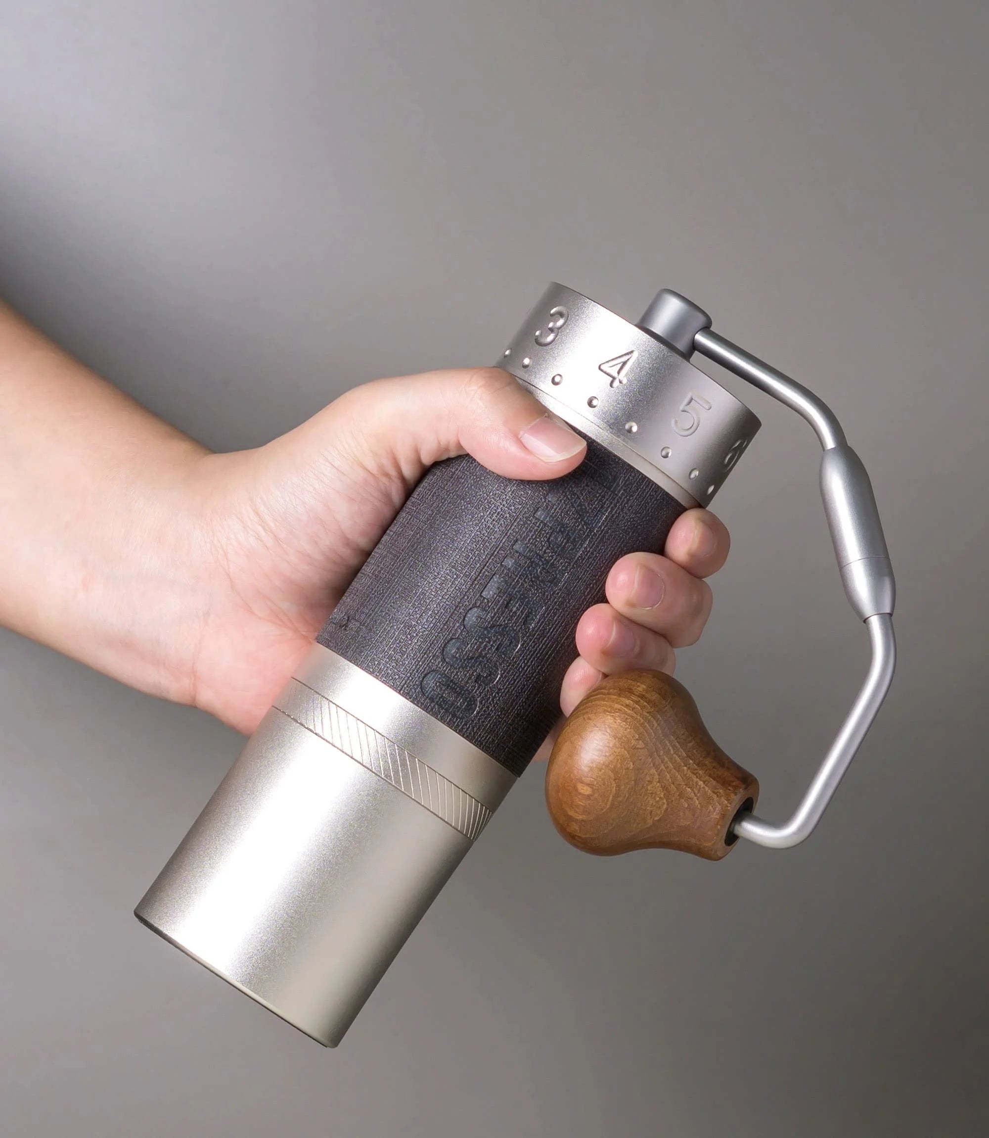 Silver Manual Coffee Bean Grinder B633