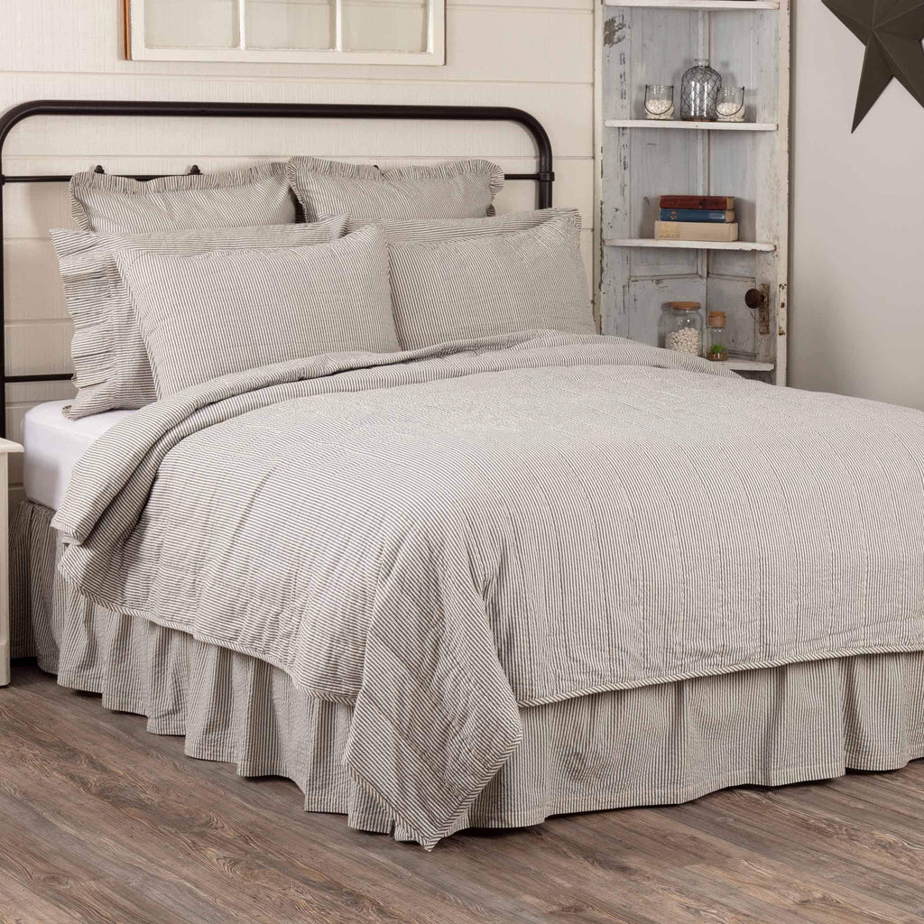 Blue Ticking Stripe Queen Quilt Coverlet U8085