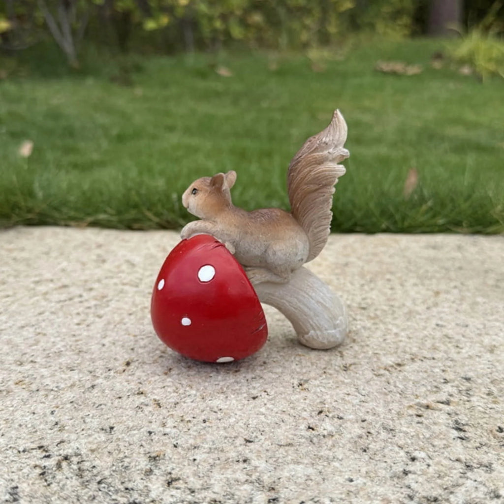 2 Squirrel Ornaments X1598