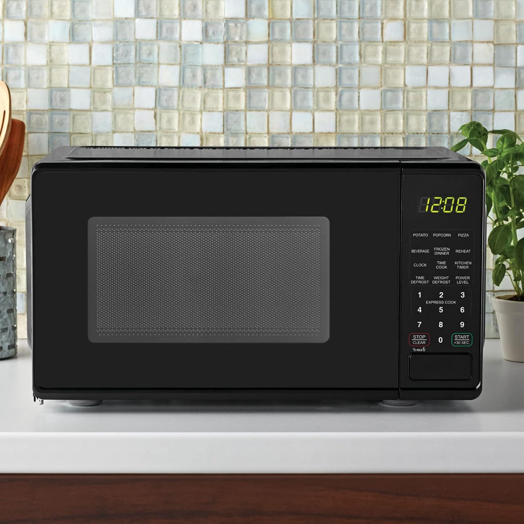 0.7 Cu ft Compact Countertop Microwave Oven, Black M928596