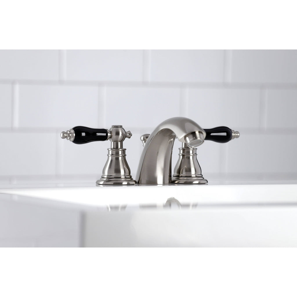 Polished Brass Widespread Bathroom Faucet M3115