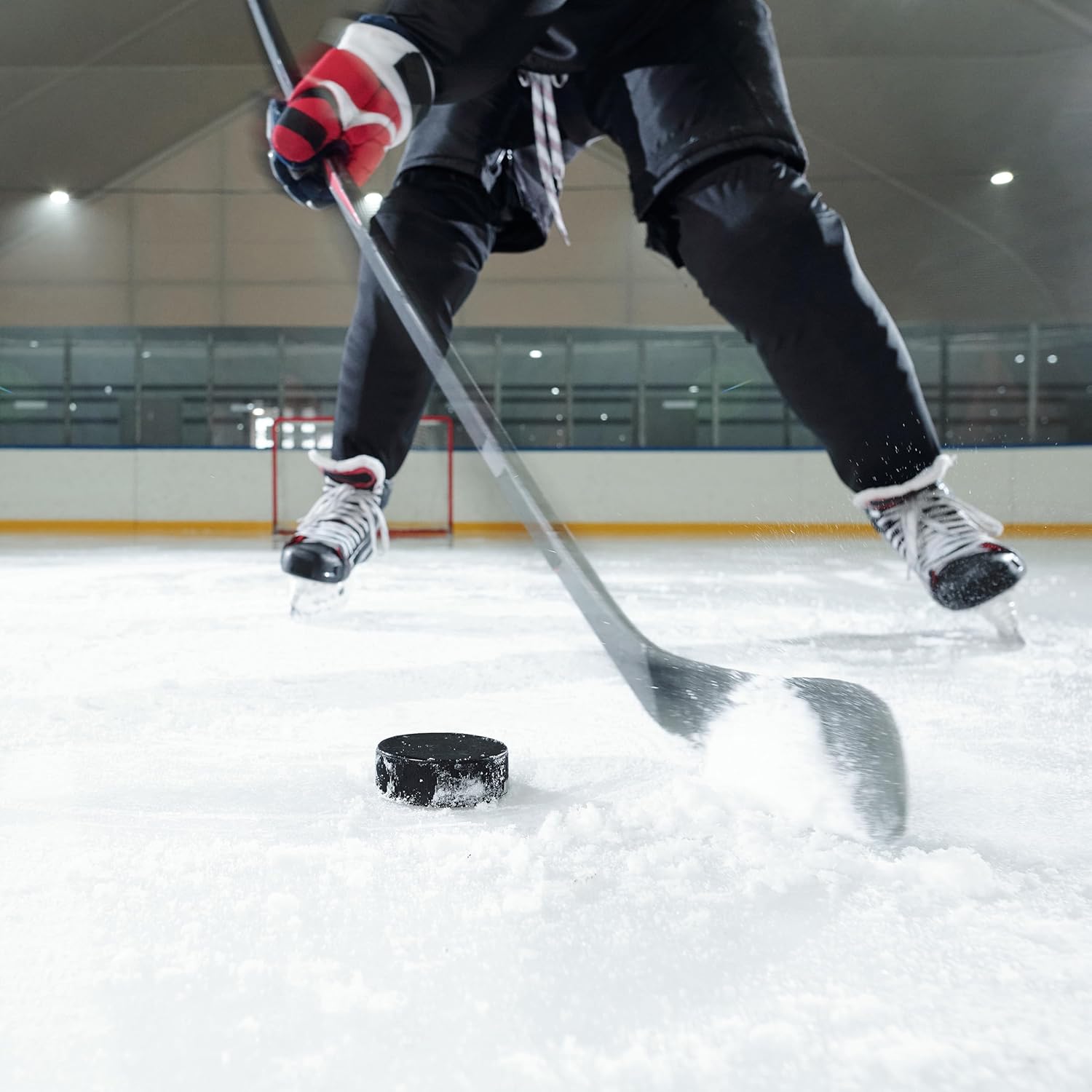 100pk Rubber Hockey Pucks 6oz Z563